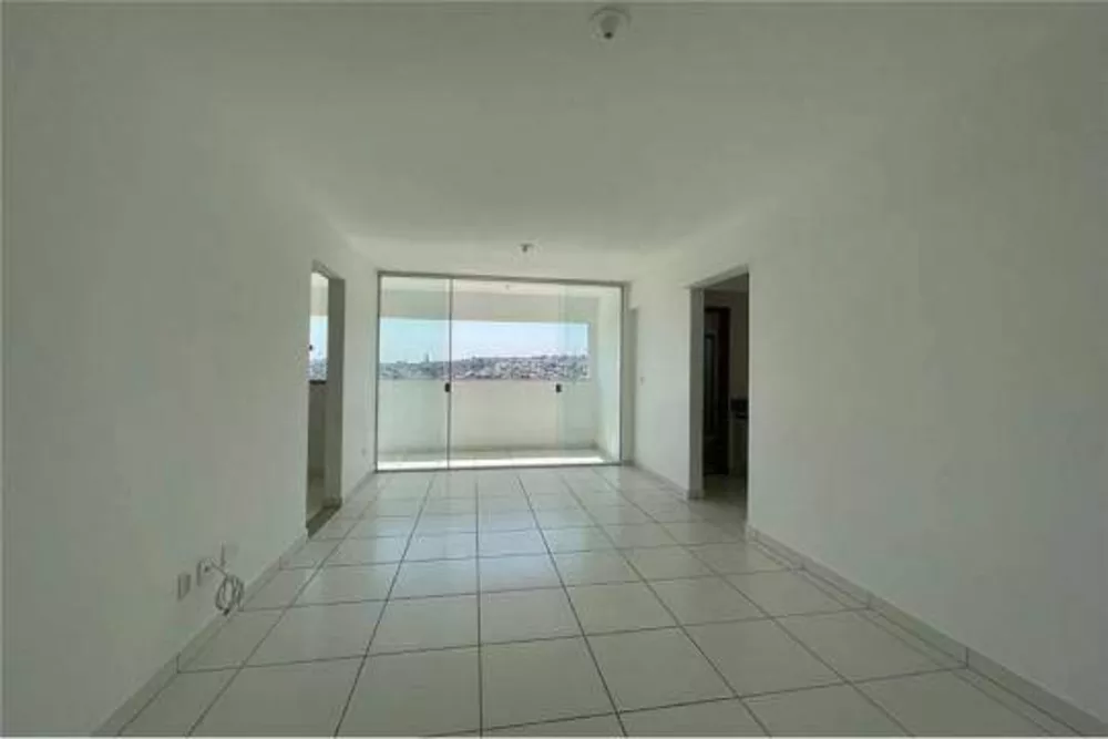 Apartamento à venda com 2 quartos, 70m² - Foto 3