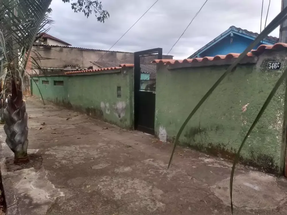Casa, 2 quartos, 390 m² - Foto 1
