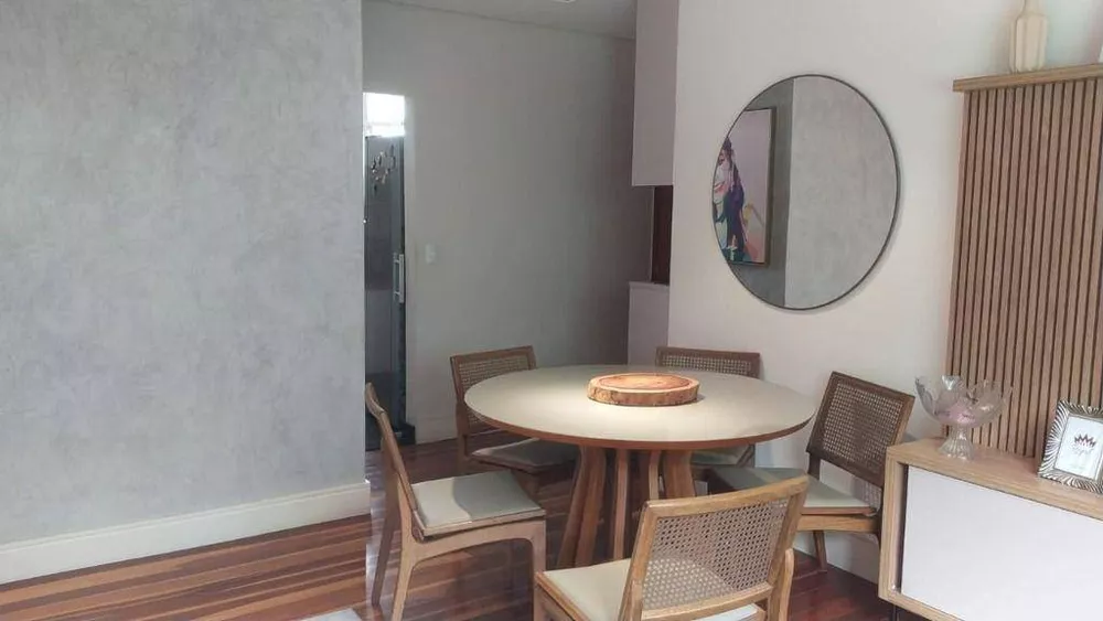 Apartamento à venda com 3 quartos, 119m² - Foto 1