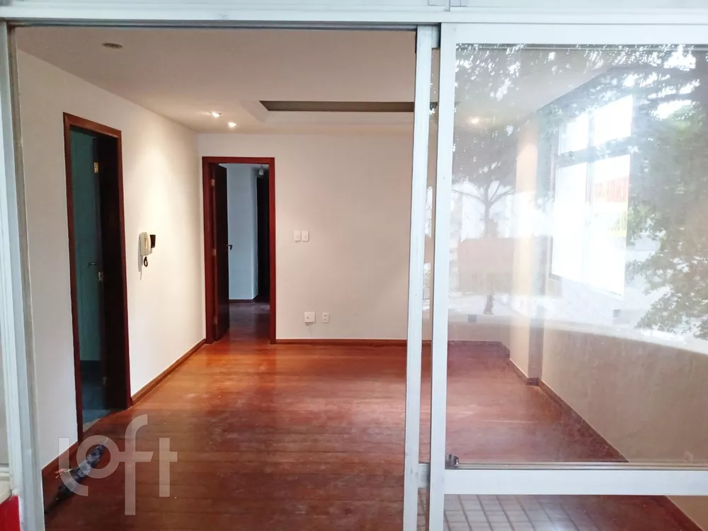 Apartamento à venda com 3 quartos, 84m² - Foto 2