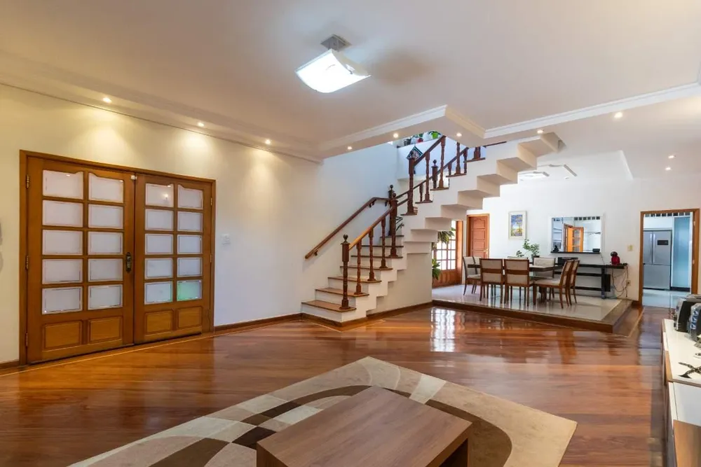 Casa, 3 quartos, 248 m² - Foto 2