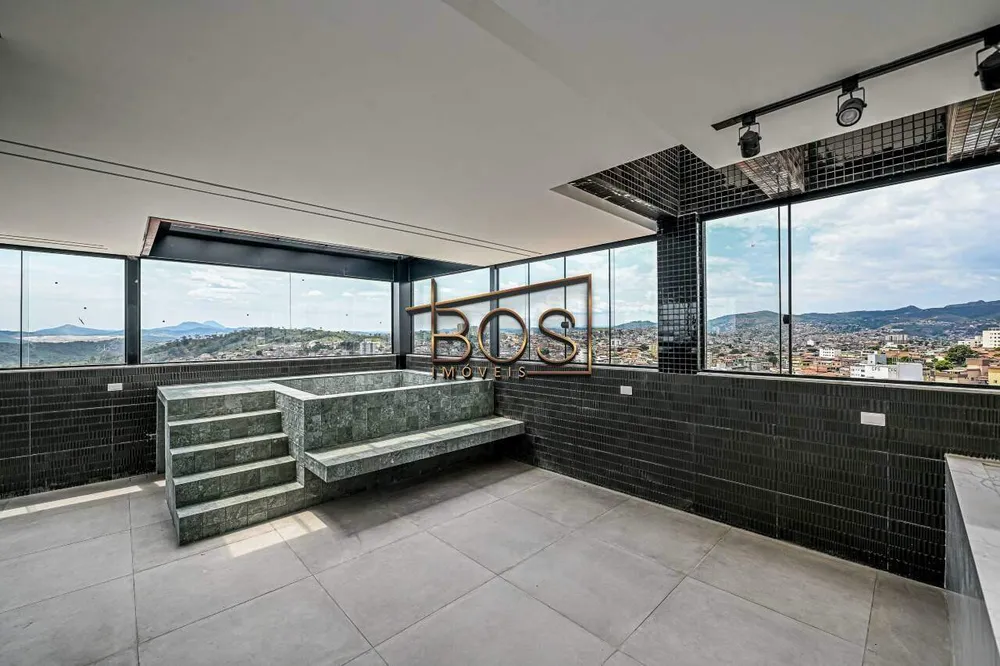 Cobertura, 4 quartos, 210 m² - Foto 1
