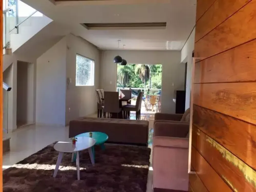 Casa, 4 quartos, 270 m² - Foto 2