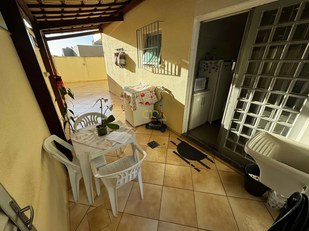 Apartamento, 2 quartos, 117 m² - Foto 2