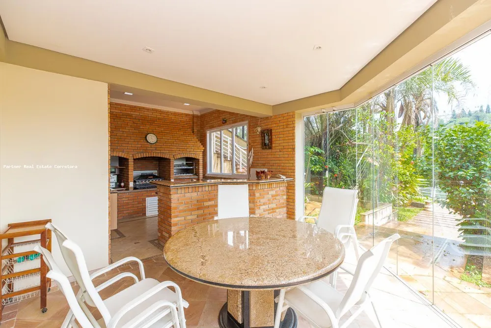 Casa, 4 quartos, 1100 m² - Foto 1