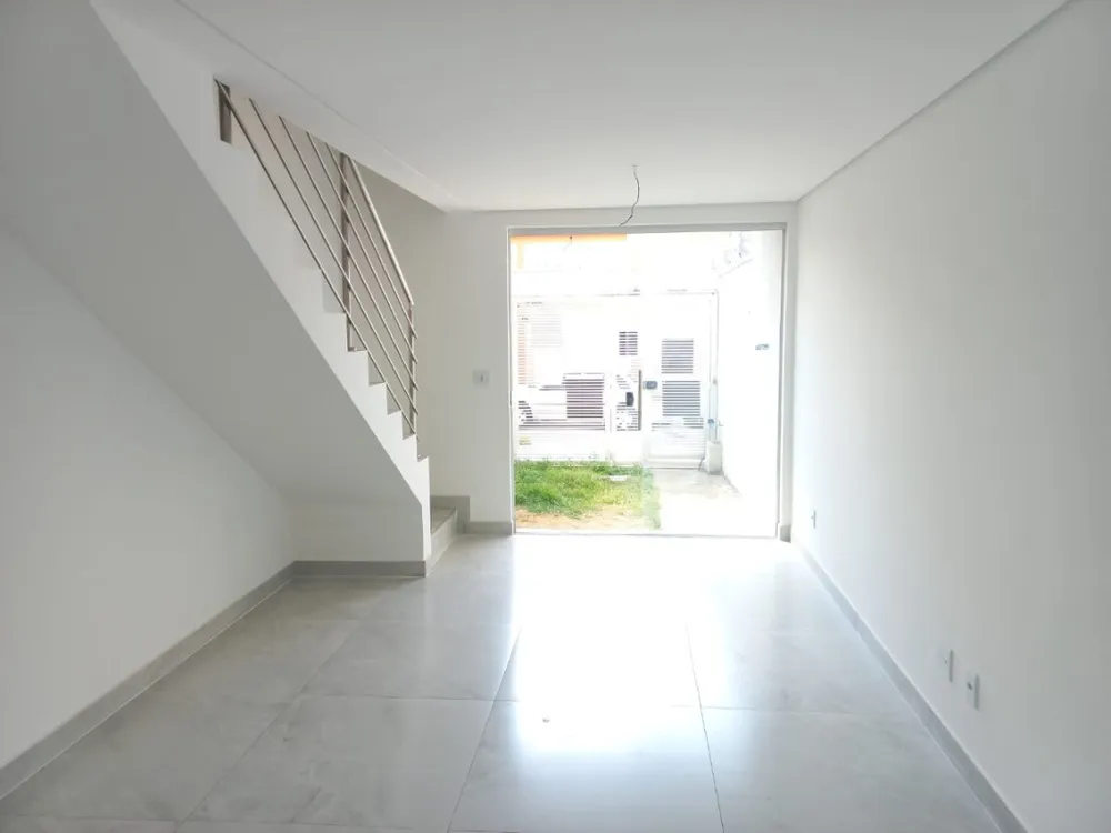 Casa, 2 quartos, 90 m² - Foto 1