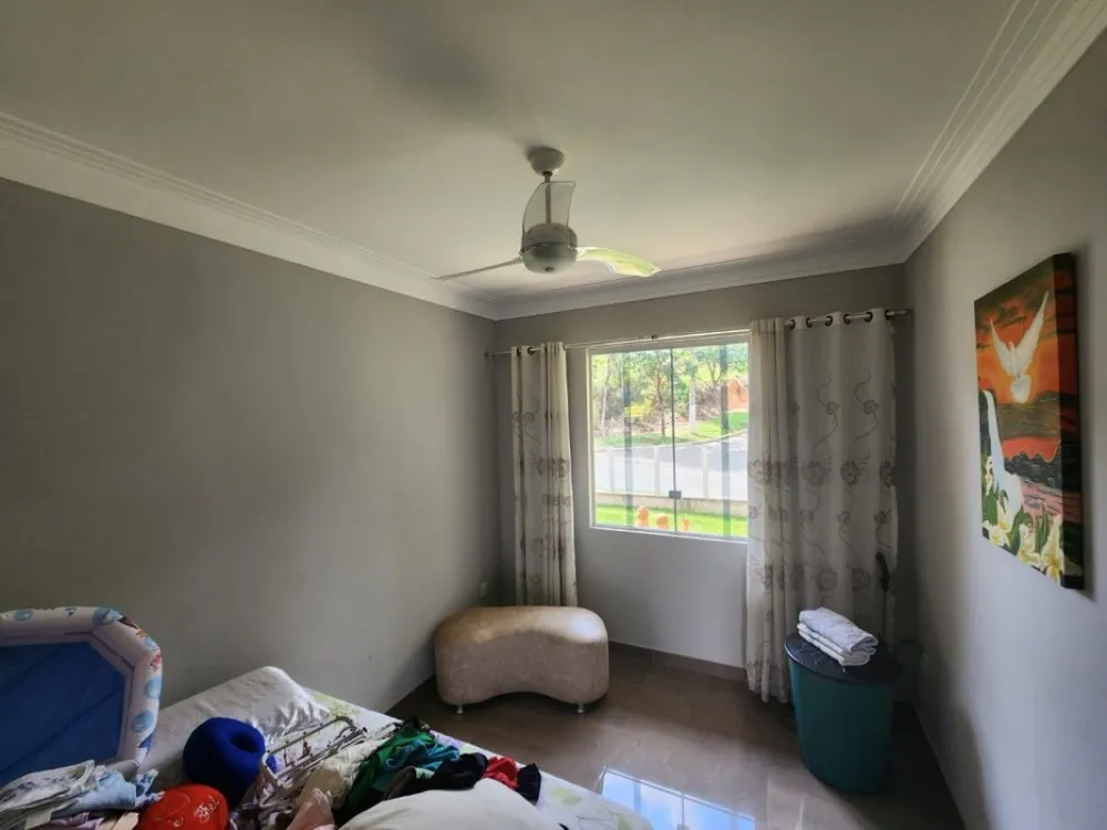 Casa, 3 quartos, 1570 m² - Foto 3