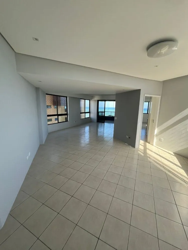 Apartamento, 4 quartos, 230 m² - Foto 2