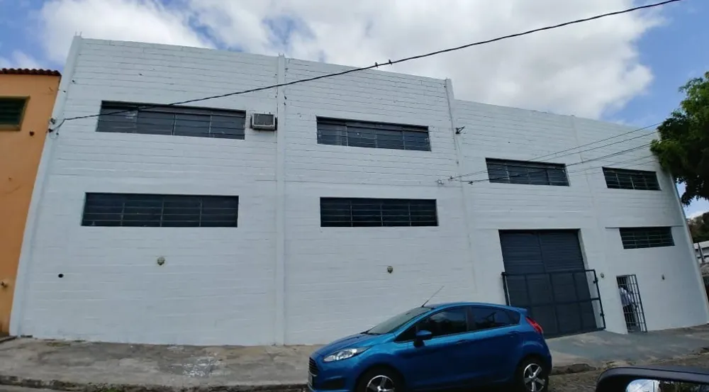 Depósito-Galpão, 750 m² - Foto 1