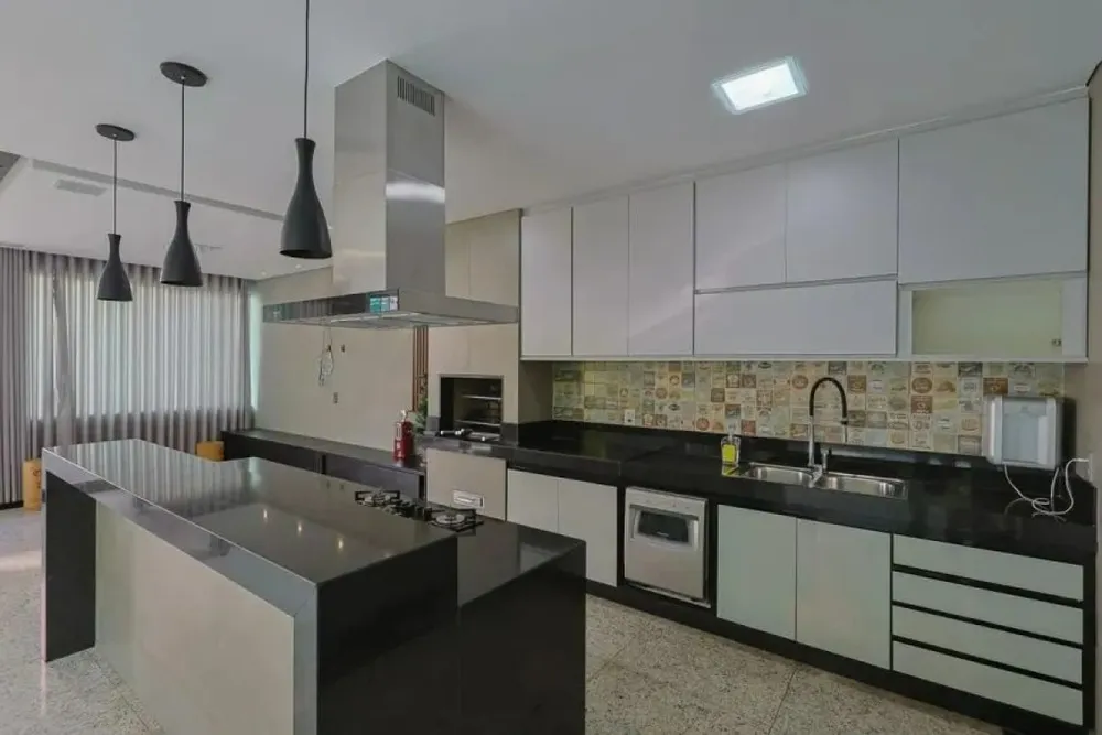 Casa, 4 quartos, 280 m² - Foto 2