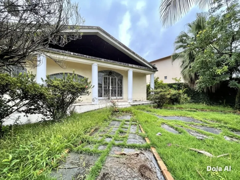 Casa, 4 quartos, 242 m² - Foto 1