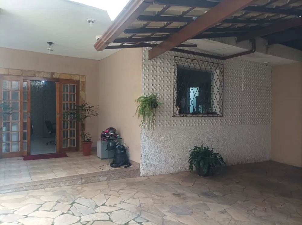 Casa, 3 quartos, 186 m² - Foto 1