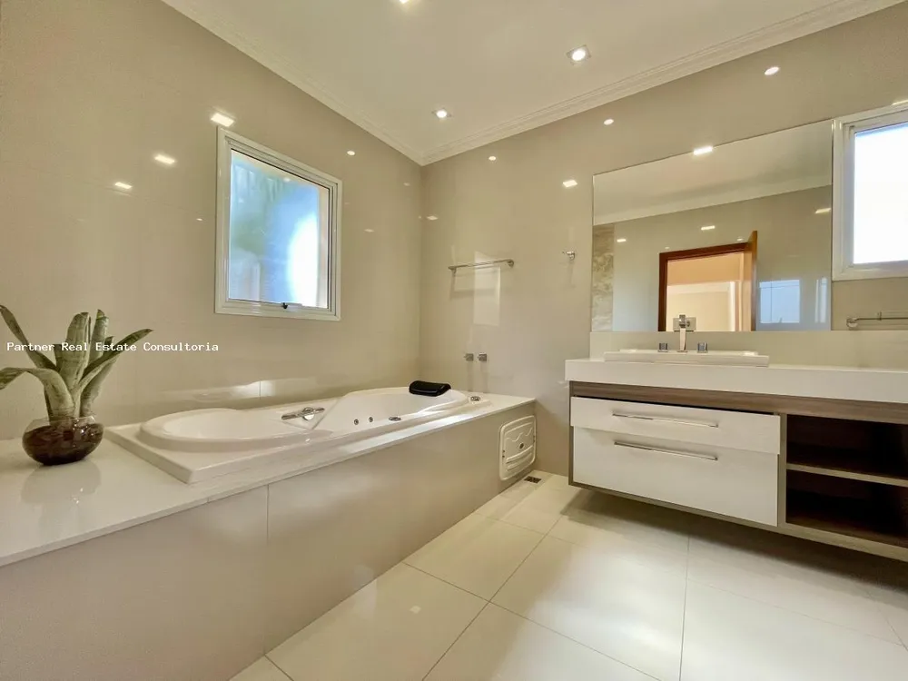 Casa, 3 quartos, 1058 m² - Foto 3