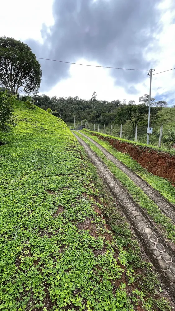 Chácara, 2 quartos, 2100 m² - Foto 1