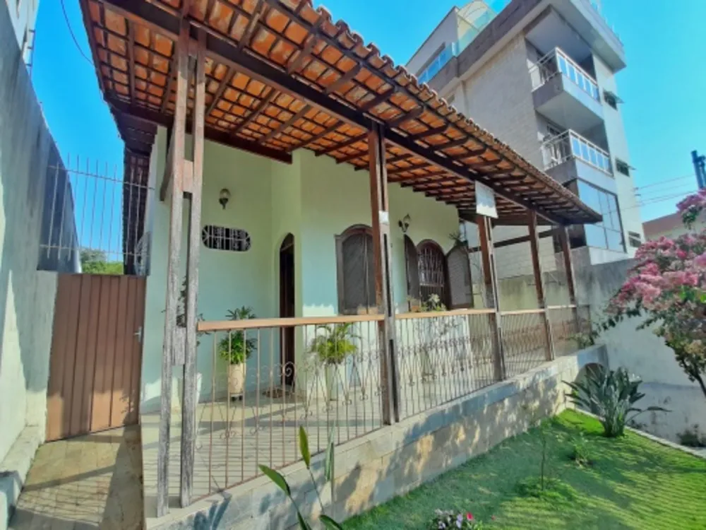 Casa, 3 quartos, 412 m² - Foto 1