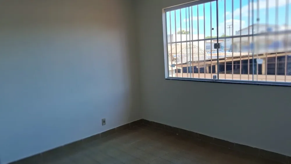 Casa, 3 quartos, 250 m² - Foto 2