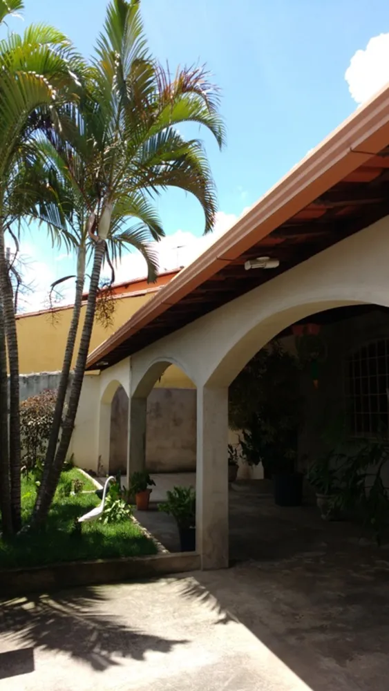 Casa, 3 quartos, 300 m² - Foto 1