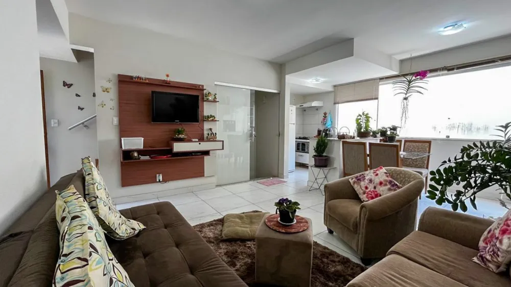Casa, 3 quartos, 185 m² - Foto 1
