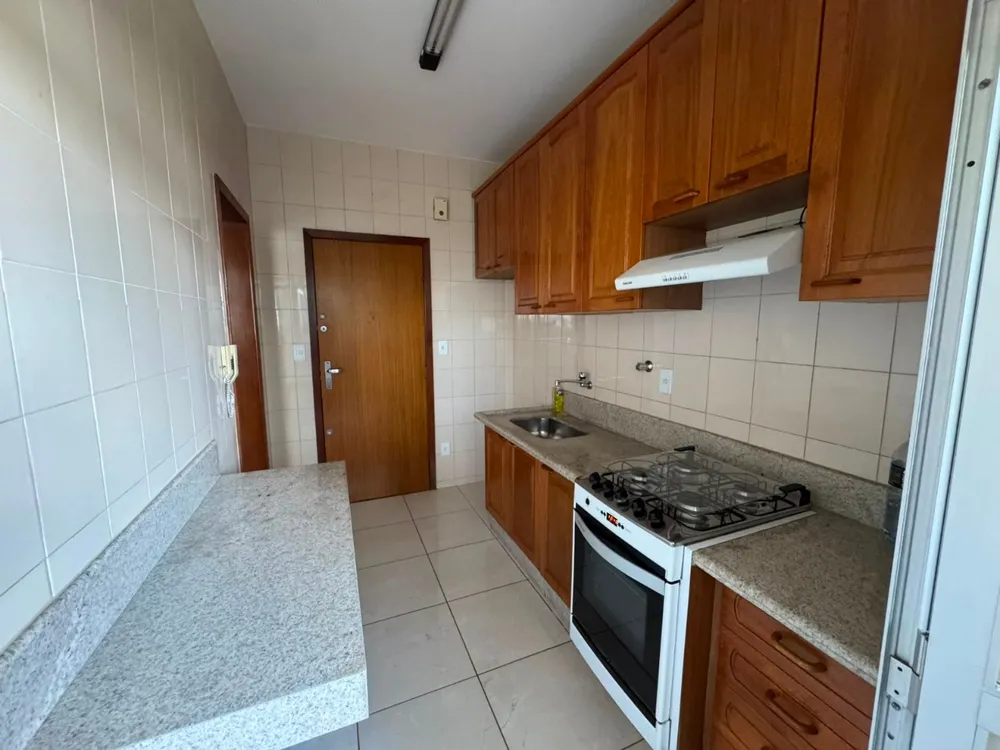 Apartamento, 3 quartos, 136 m² - Foto 2