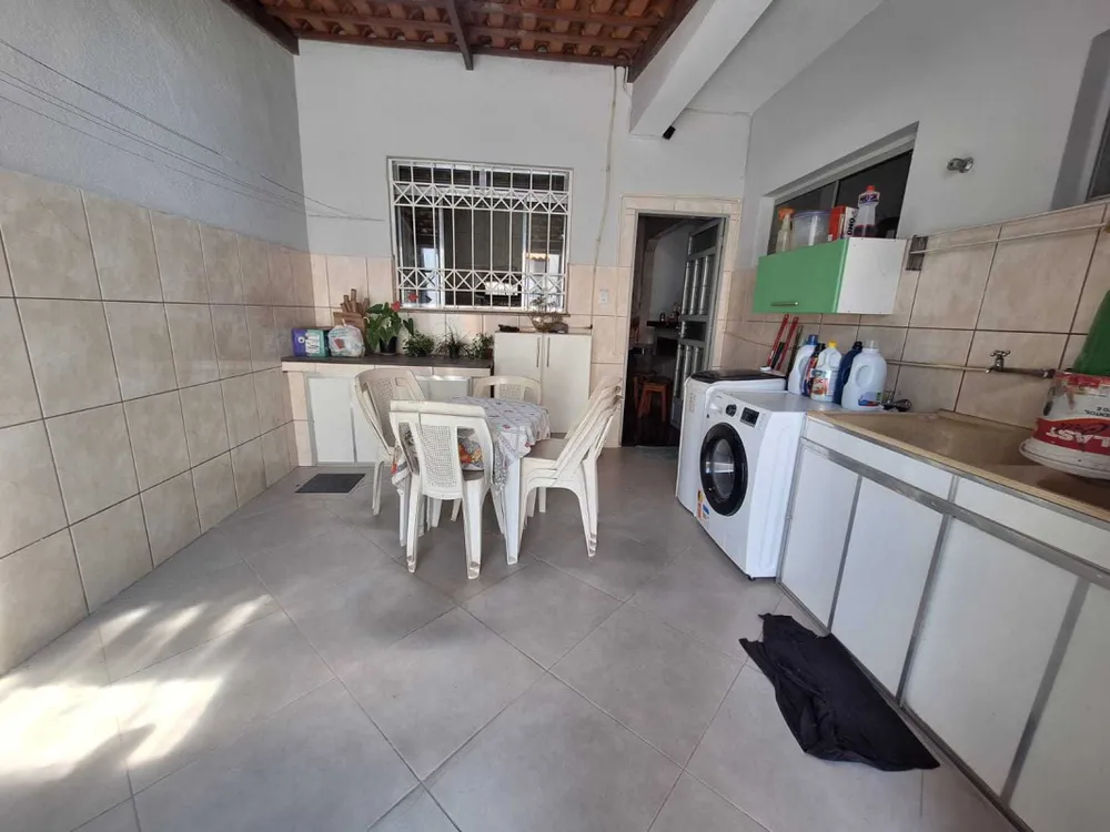 Casa, 3 quartos, 370 m² - Foto 2