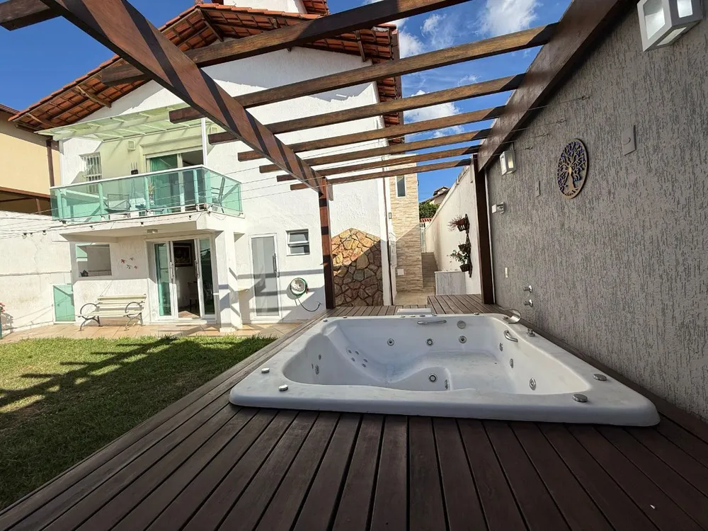 Casa, 3 quartos, 260 m² - Foto 1