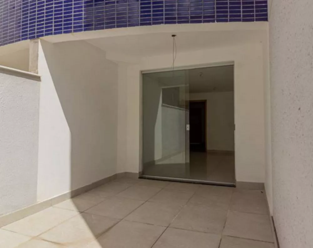 Apartamento à venda com 3 quartos, 130m² - Foto 4