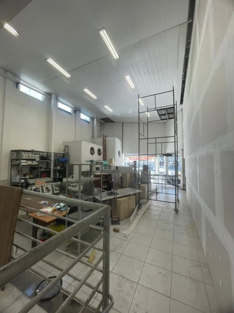 Loja-Salão, 220 m² - Foto 12