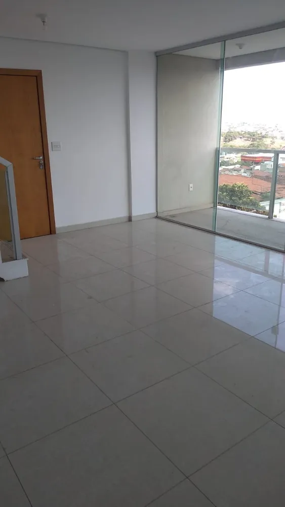 Cobertura, 3 quartos, 182 m² - Foto 3