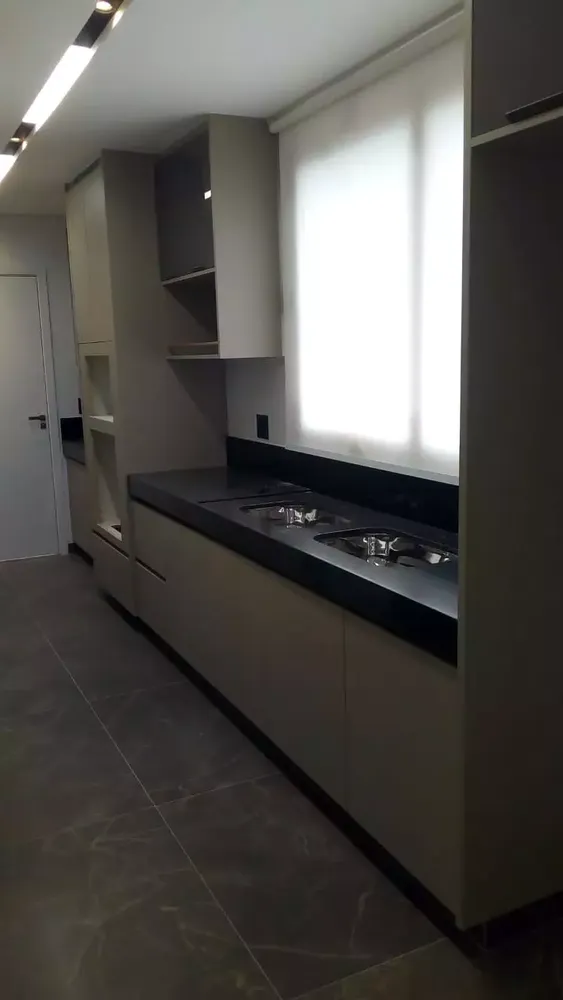 Apartamento, 4 quartos, 205 m² - Foto 1