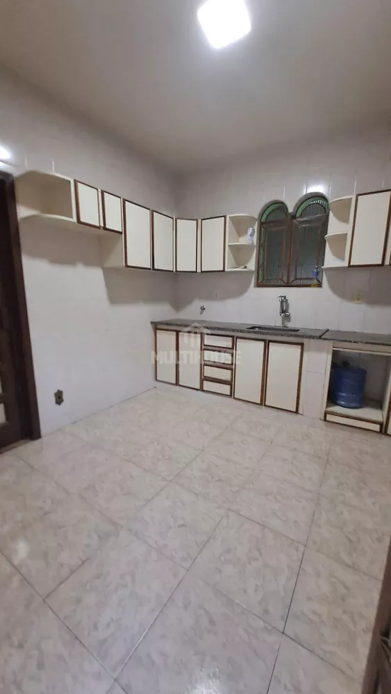 Casa à venda com 3 quartos, 230m² - Foto 21