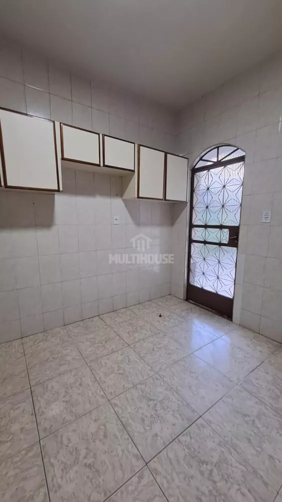 Casa à venda com 3 quartos, 230m² - Foto 20