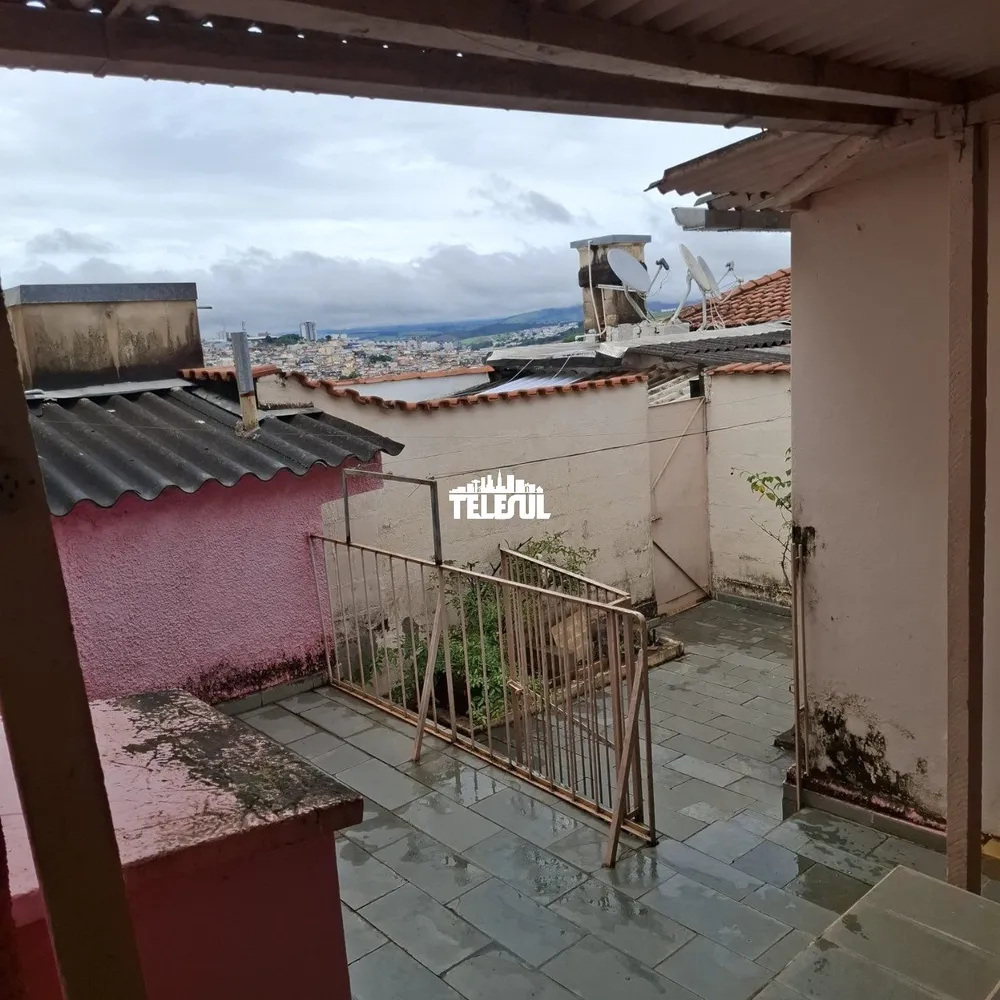 Casa, 3 quartos, 250 m² - Foto 2