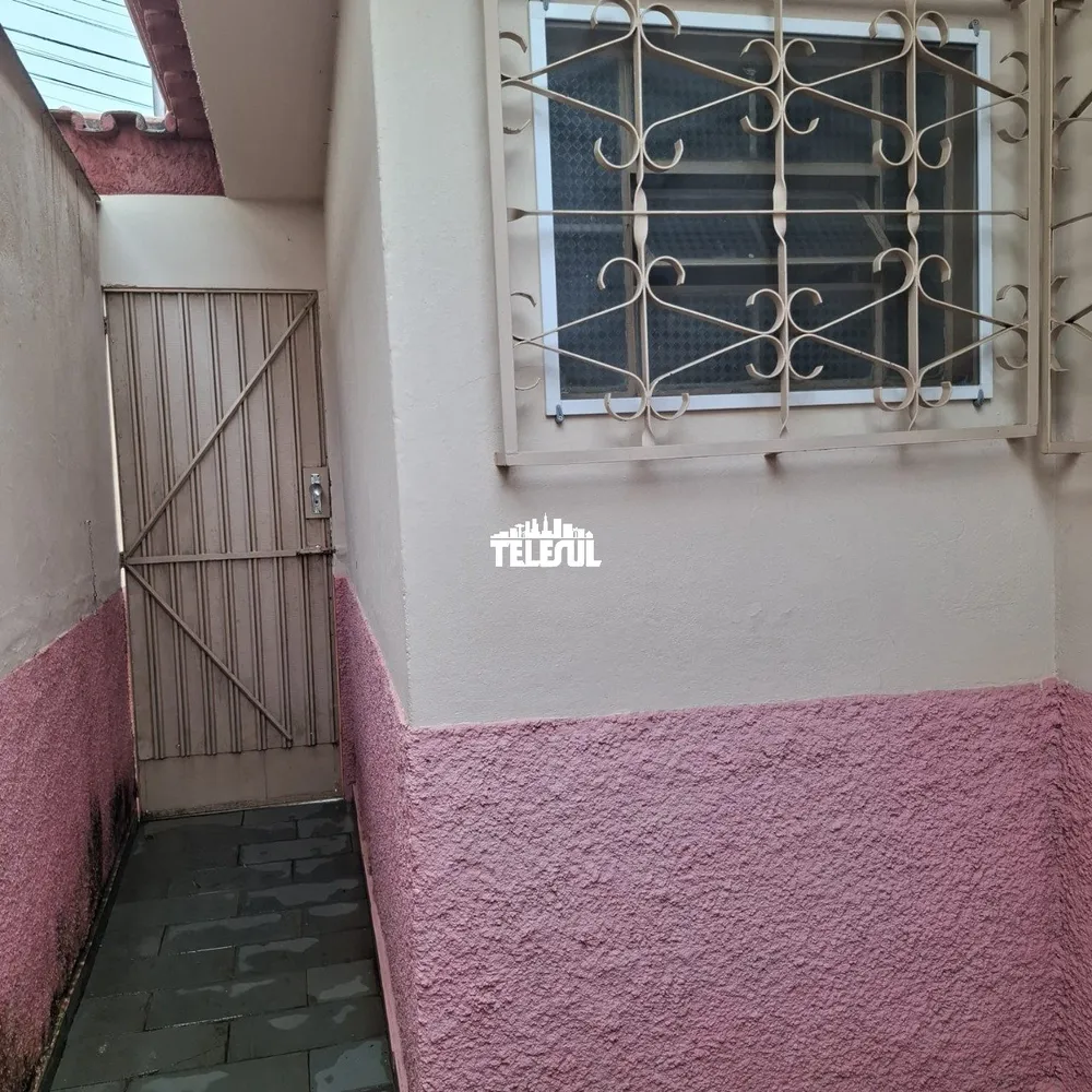 Casa, 3 quartos, 250 m² - Foto 1