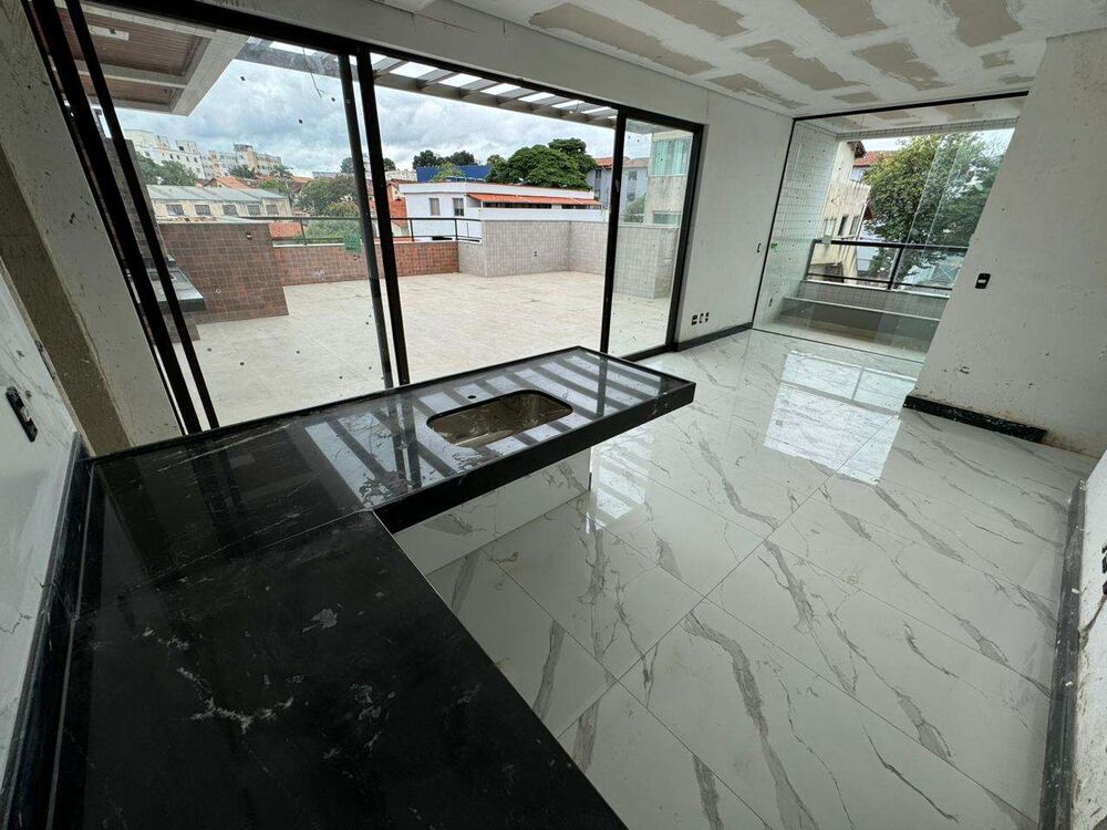 Cobertura à venda com 3 quartos, 141m² - Foto 3