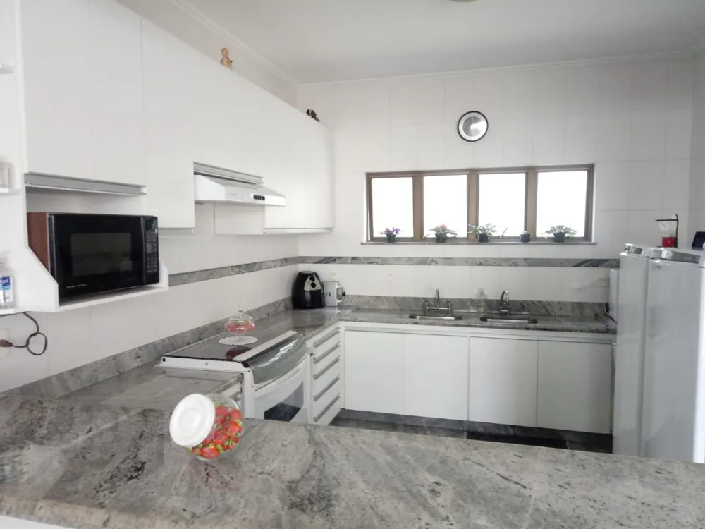 Casa, 4 quartos, 226 m² - Foto 5