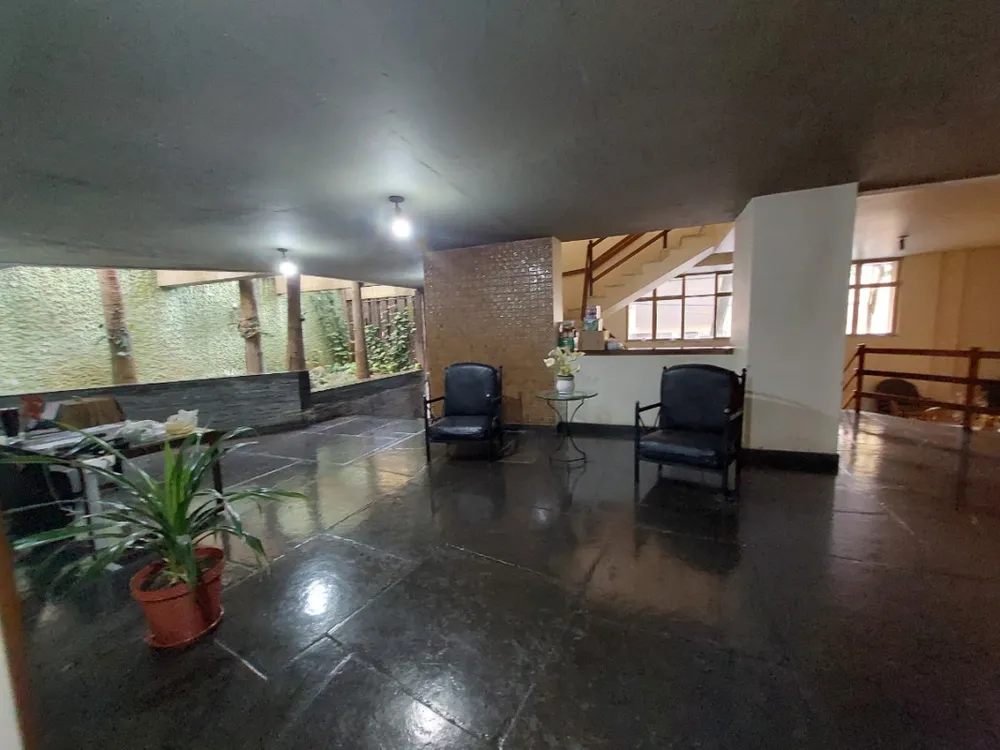 Cobertura, 3 quartos, 220 m² - Foto 2