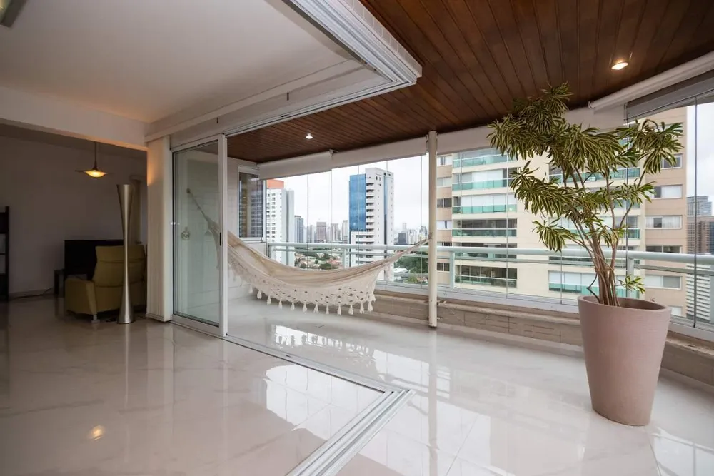 Apartamento, 4 quartos, 205 m² - Foto 2