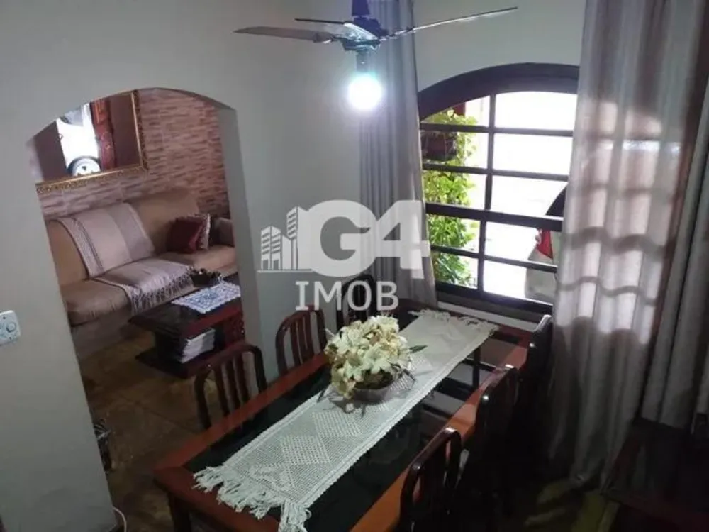 Casa, 3 quartos, 200 m² - Foto 10