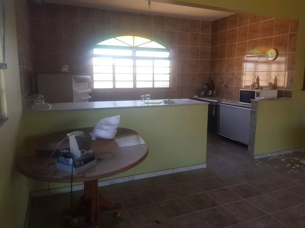 Casa à venda com 3 quartos, 700m² - Foto 17