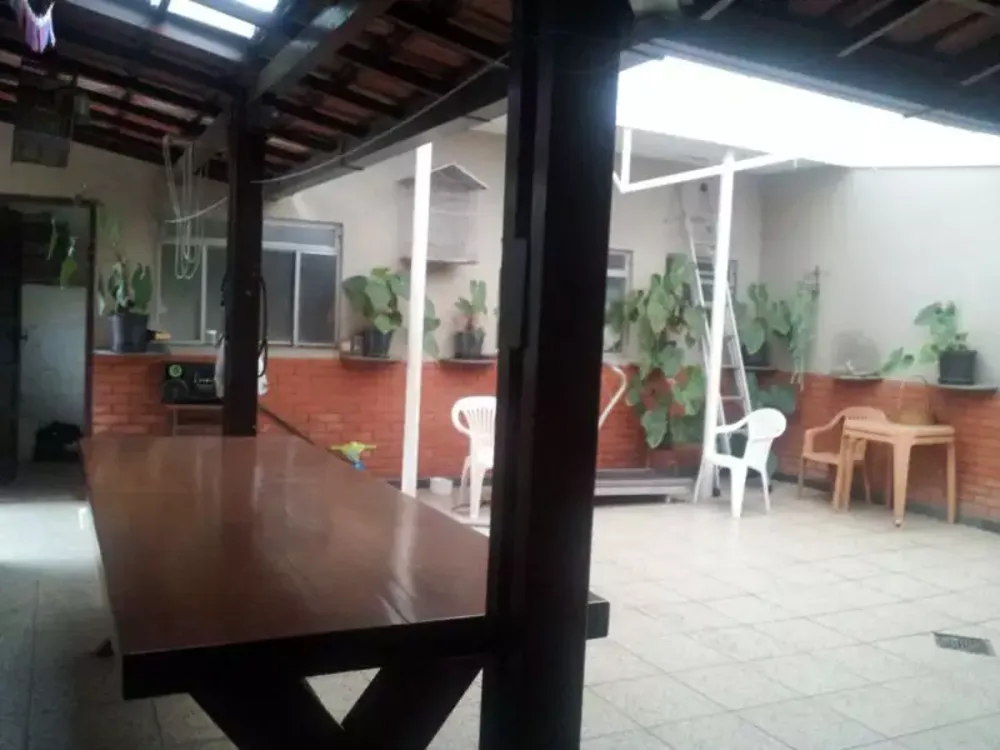 Casa, 5 quartos, 250 m² - Foto 4