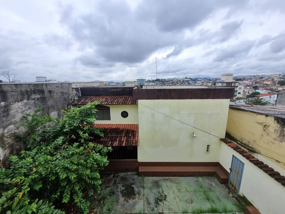 Casa, 2 quartos, 360 m² - Foto 2