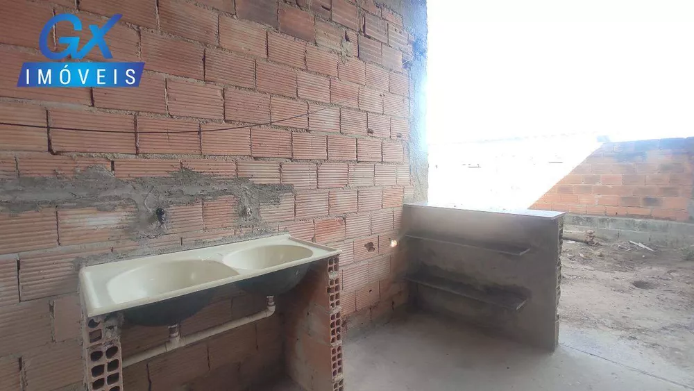 Casa à venda com 4 quartos, 200m² - Foto 12