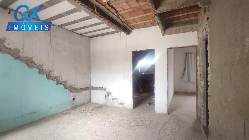 Casa à venda com 4 quartos, 200m² - Foto 6