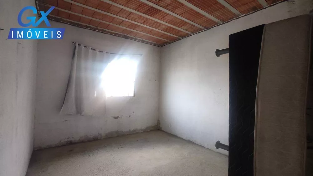 Casa à venda com 4 quartos, 200m² - Foto 11