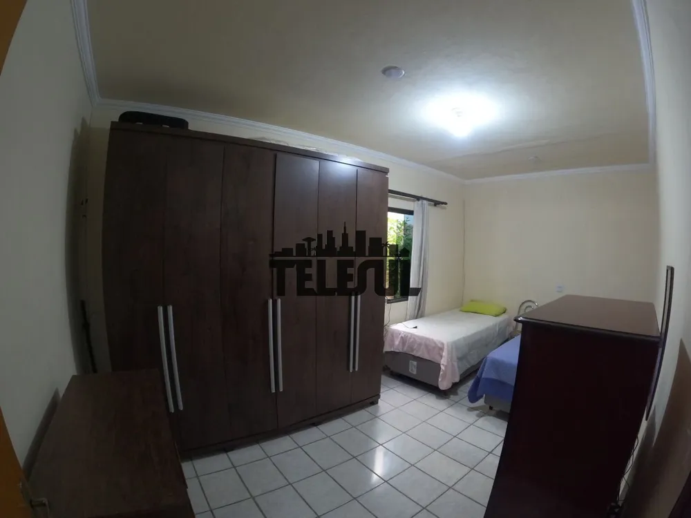 Casa, 3 quartos, 200 m² - Foto 3