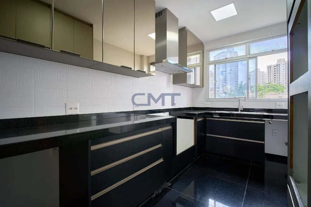 Cobertura, 3 quartos, 330 m² - Foto 4