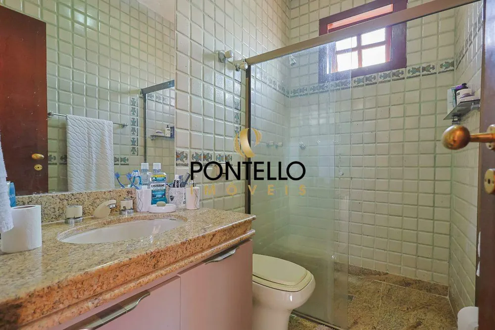 Casa, 5 quartos, 364 m² - Foto 1