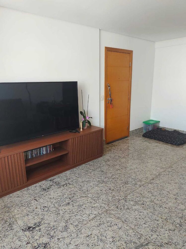 Apartamento à venda com 3 quartos, 90m² - Foto 2