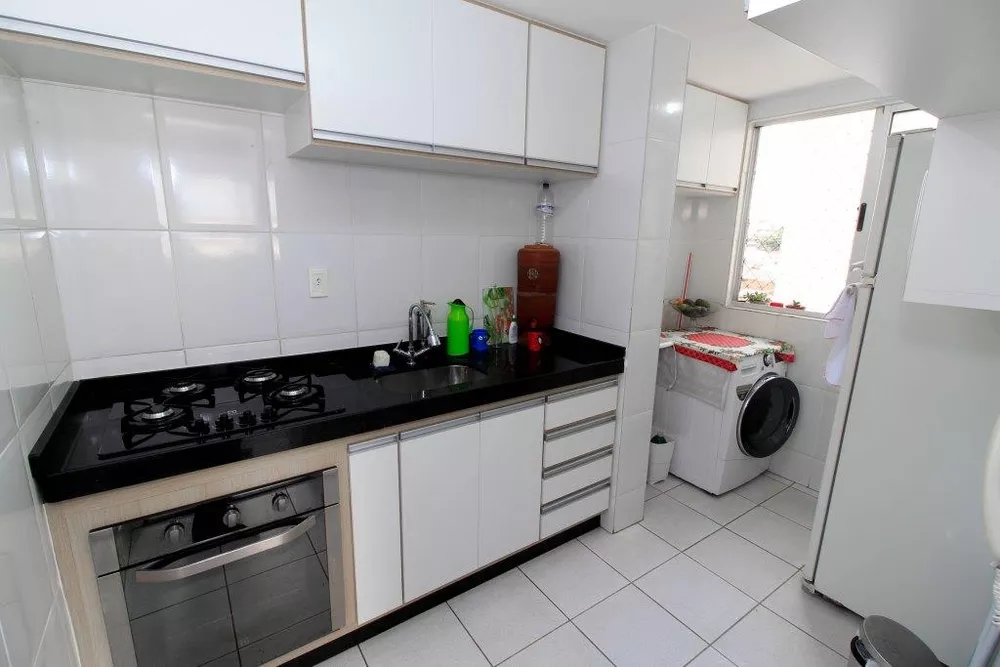 Apartamento à venda com 3 quartos, 60m² - Foto 3