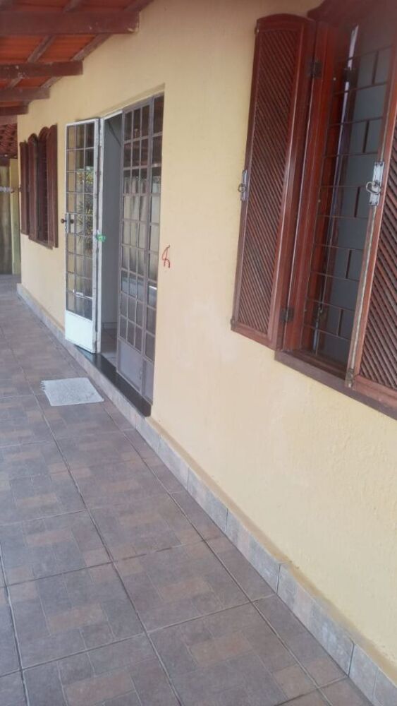 Casa à venda com 3 quartos, 100m² - Foto 3